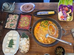 -花菇朵·云山雀 ll 野生菌锅·野果酸汤·精品滇菜(万柳店)