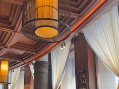 -八府香鸭·啫啫煲(华山路店)