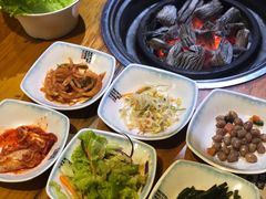 -唯成•韩国炭火烤肉 유성고기