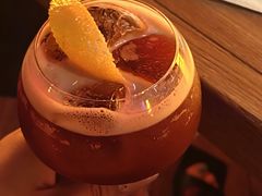 -FOUR PLAY BAR