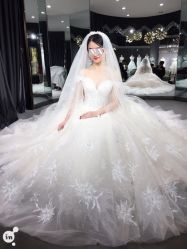 点击看大图 -艾米丽婚纱礼服