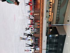 -冰纷万象滑冰场(深圳万象城店)