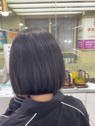 -镁连社·美联社