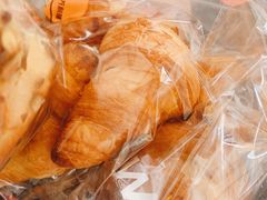 -万利隆·活力烘焙(人民路店)