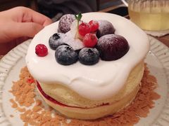 杂莓酸奶油松饼-無早咖啡