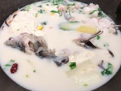 鱼汤-鲜潭蒸汽石锅鱼(五道口购物中心店)