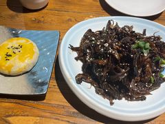 香辣油鸡枞-茶花妹子云南餐厅(传媒大学店)