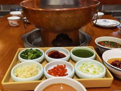 老北京芝麻酱-乐宴·老北京铜火锅(桂庙店)