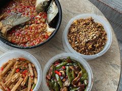 -堂瓦里·33年传统赣菜(第一街区店)