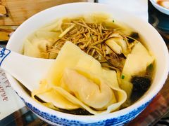 -笑来喜馄饨小笼工坊店(湖滨街店)