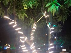 -亚龙湾亚泰商业街