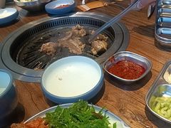 -明洞阿姨·韩式酱蟹烤肉·创意料理(三元桥店)