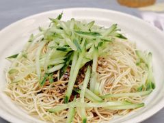-肥肥虾庄·金牌油焖大虾(东湖欢乐谷店)