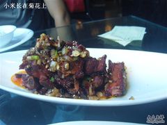 仔排-同忆餐厅(莫干山路店)