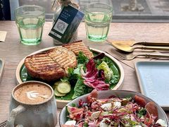 -O'mills Sourdough Bakery&Bistro(永嘉路店)