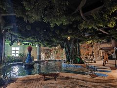 -泉城欧乐堡戏水湾艺术养生温泉