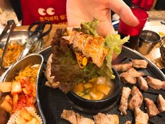 -江南猪肉商会无限续吃(弘大店)