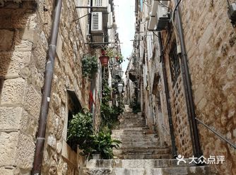 真心想说到这里的国人并不算很多相比较小众