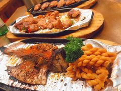 -老东镇啤酒屋海鲜加工·蒸汽海鲜·海鲜烧烤(台东店)