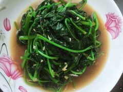 清炒番薯叶-轩记海鲜餐厅·四十五年老字号·经典粤菜(西区彩虹店)