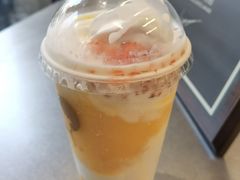 芒芒甘露椰椰冻-喜茶(深圳海岸城店)