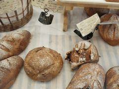 -光明牛奶棚(南泉店)