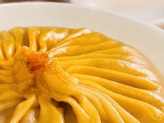 大粒皇金沙蟹粉灌汤包-苏小柳点心·手作小笼包(新街口分院店)