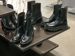 -ZARA(恒隆广场店)