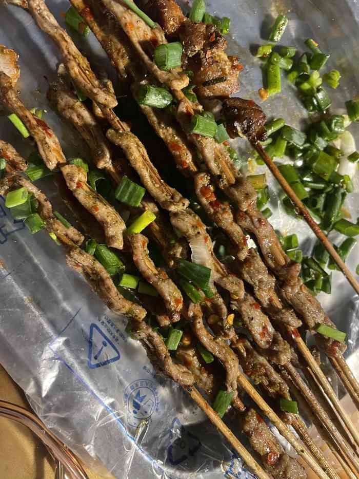 老胡烧烤-"我们这代自贡人可能最后对于这里的回忆,可.