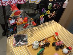 -麦当劳(上海虹桥站30B检票口楼上)