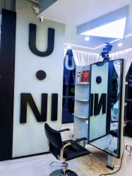 -U·NI SALON 造型