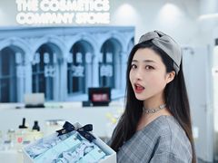 -王府井奥莱棋盘山小镇