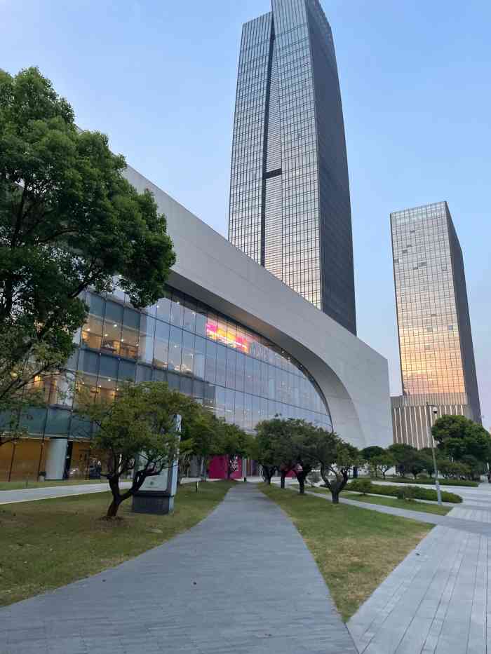 苏州保利大剧院-"端午带着小妞妞来保利大剧院看了一场葫芦娃.