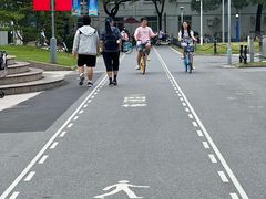 -同济大学本部学苑饮食广场