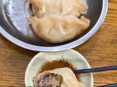 -黄阿姨锅贴大王(万航渡路店)