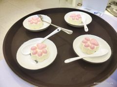 -喃喃椰·糟粕醋·椰子鸡火锅(七堡花园店)