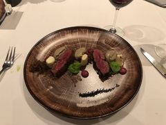 -三二行館(限16歲以上貴賓入館)
