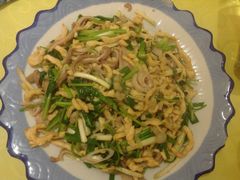 -肘子酥·天津菜·特色捞面(德云社店)
