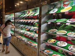 -东豪园林海鲜酒家(南港路辅路店)