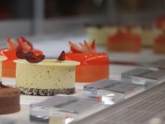 -潮一不贰·法式甜品·生日蛋糕·西式简餐(外滩店)