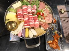辛牛骨火锅-KCOOKING概念韩餐(世茂52+店)
