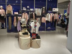 -FILA(五角场巴黎春天店)