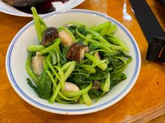 青菜双菇-君东记本帮面馆(天钥桥路店)