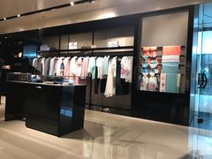 -香港ELEMENTS圆方