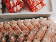 -尚尚仙·酸汤猪手·猪肚鸡火锅(华联万柳购物中心店)