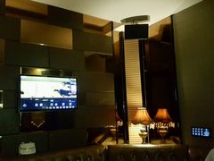 -萧邦音乐会所KTV(向西店)