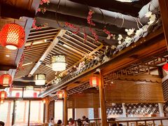 大堂-东来菜馆•手抓海鲜家常菜•海鲜锅贴(鸽子窝店)
