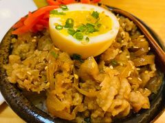 溏心蛋牛肉饭-鲔屋寿喜烧