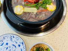 -九寨沟特色牦牛肉汤锅