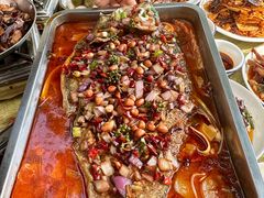 -丹水桥地锅鱼·翘嘴鲌·地方特色全鱼宴(丹江口大坝店)